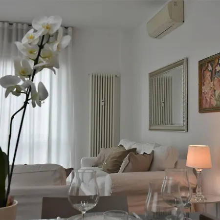 Corso Genova By Interhome Apartment