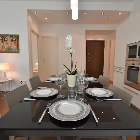Corso Genova By Interhome شقة ميلان
